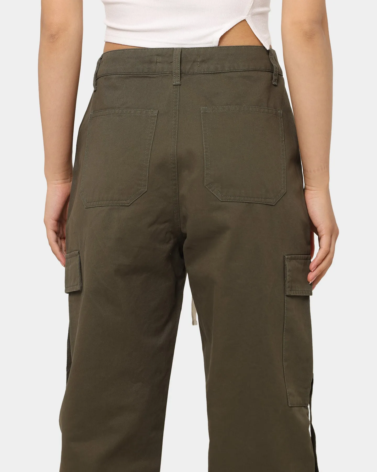 MNML Women's Baggy Cargo Pants Khaki