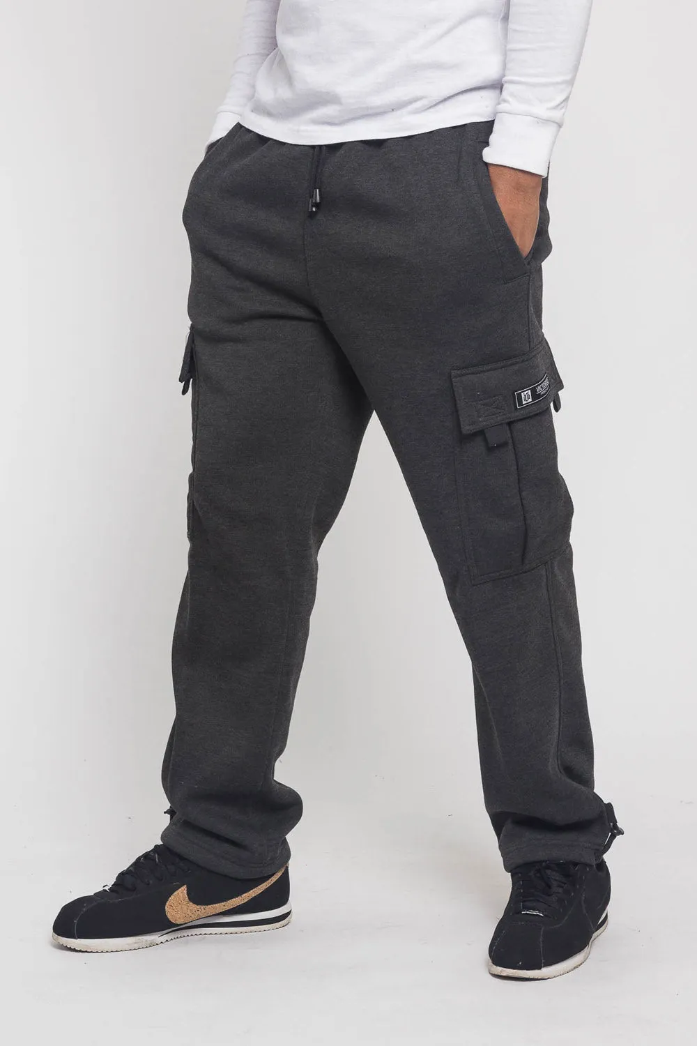 Victorious Men's Solid Fleece Heavyweight Cargo Sweat Pants