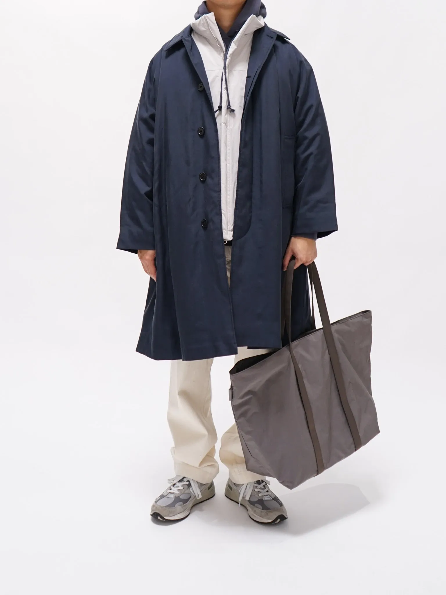 Washed Silk Gabardine Padding Walker Coat - Navy